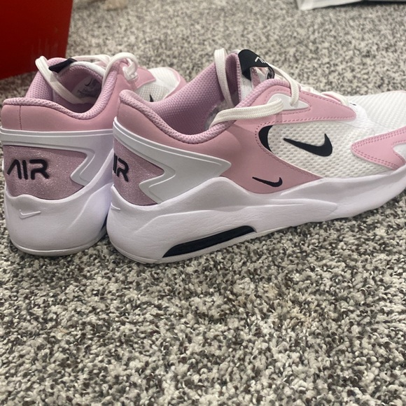 nike air max bolt - Picture 2 of 4